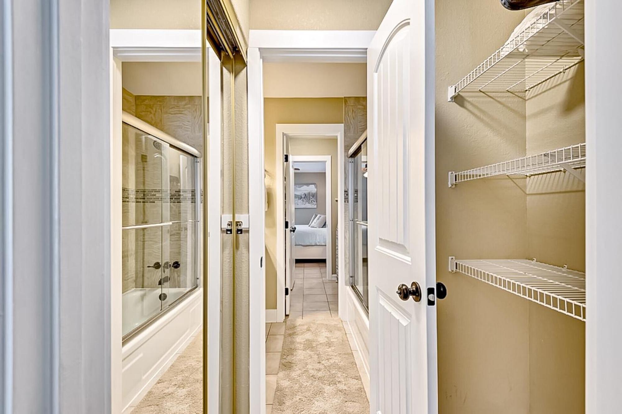 Villas On The Gulf Gulf Breeze Room photo